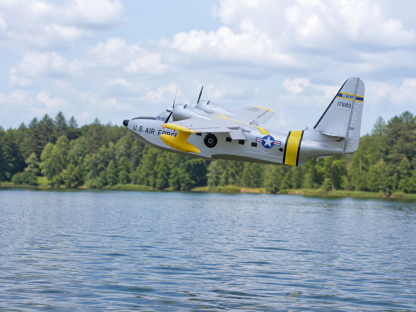 Albatross HU-16 USAF water-resistant construction and modular wing system