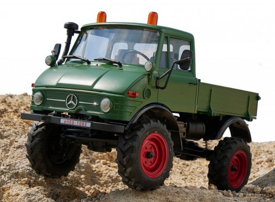 FMS (RTR) 1:24 FCX24 Mercedes-Benz Unimog 421 (Green) 4WD Rock Crawler w/2-Speed Transmission, Tx, LiPo & Charger 