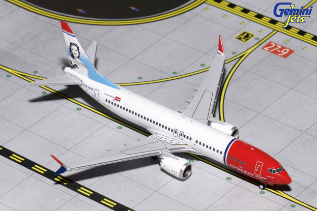 Gemini Jets NORWEGIAN Airlines Boeing 737 MAX 8 LN-MAX 1:400 Diecast Model GJNAX1654 