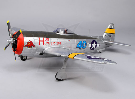 Durafly™ P-47 Thunderbolt w/flaps/retracts/lights 1100mm (PNF)
