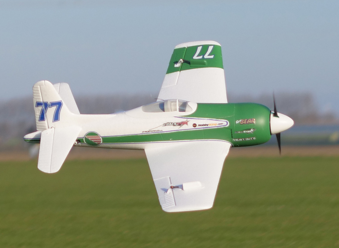 ホビーラジコン REON Durafly (PNF) Rare Bear Reno Racer 680mm EPO (Green/White) | hobbyking