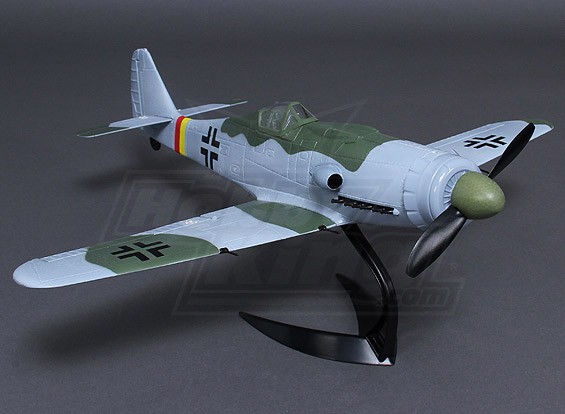 FW190D Focke Wulf 650mm w Stand PNF