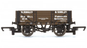 Hornby OO Gauge 4 Plank Wagon "Hingley & Sons Ltd" Era 3