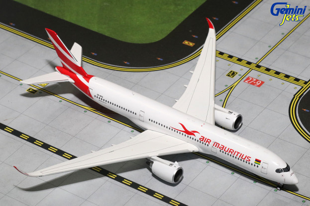Gemini Jets Air Mauritius Aibus A350-900 XWB 3B-MKA 1:400 Diecast Model Scale GJMAU1604