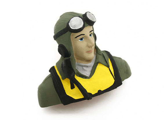 WW2 Pilot Figure 1/10 (H57x W70 x D38mm)