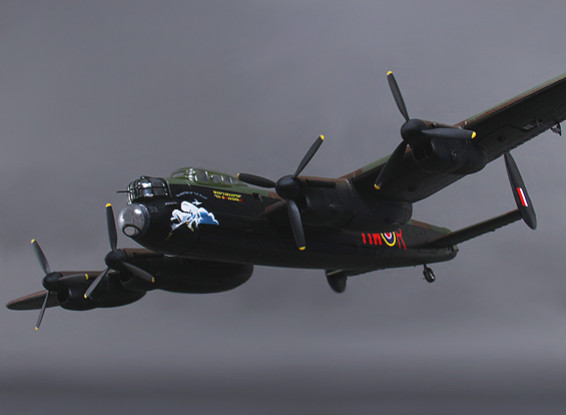 Avro Lancaster w Retracts / Door Sequencer et bombe Portes 1300mm / (PNF)