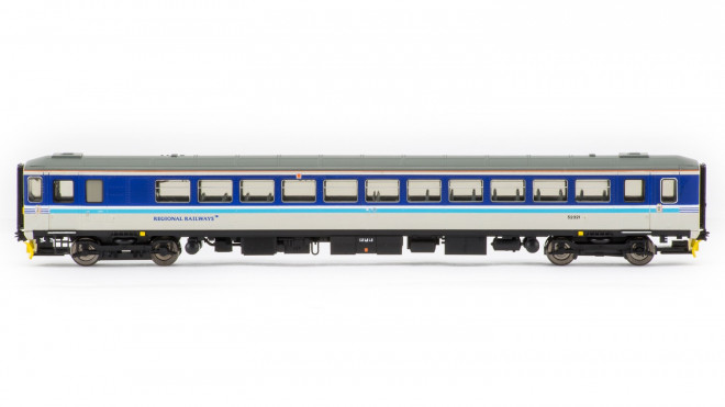 Hornby OO Gauge Regional Railways Class 153 DMSL 153321 Era 8 (DCC ready) 1