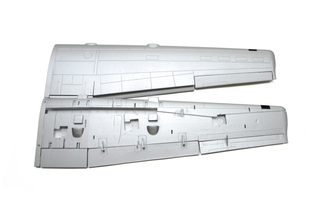 AVIOS C130 V2 Civilian Cargo Replacement Wing Set w/Flaps & Ailerons