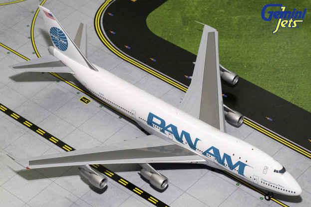 Gemini Jets (Pan Am) Pan American World Boeing 747-100  (Billboard Livery, Polished) N741PA 1:200 G2PAA619
