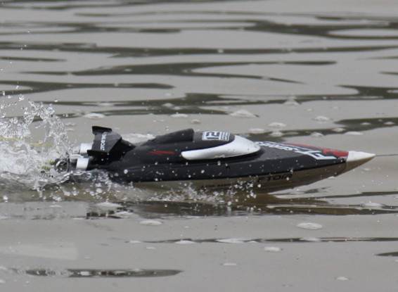 FT012 Brushless V-Rumpf-Racing-Boot mit selbstaufrichtende Eigenschaft (EU-Stecker)