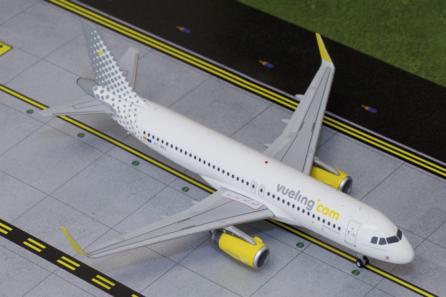 1/200 vueling 航空 Airbus A320-200 EC-MEL Gemini Jets Vueling Airbus A320-200 EC-MEL 1:200 Diecast