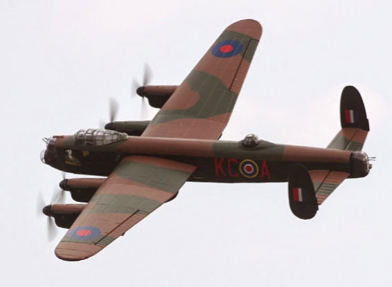 HobbyKing Avro Lancaster Bombardero V2 Thumper MKIII 4 Motor EPO 1320mm (PNF)