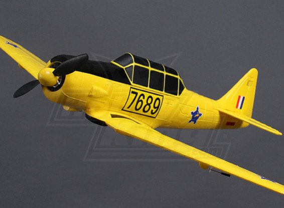 Dipartimento Funzione AT-6 Brushless Plug-n-Fly (giallo)
