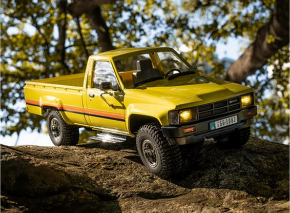 FMS (RTR) 1:18 1983 Toyota Hi-Lux 4x4 Rock Crawler w/Tx, LiPo & Charger (Yellow)