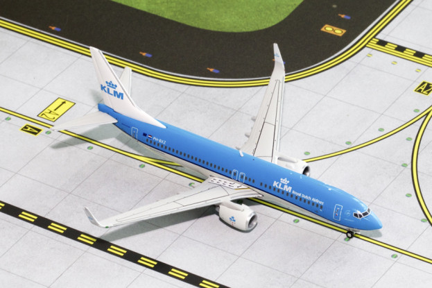 Gemini Jets KLM Airlines Boeing 737-800w "New Colors" PH-BXZ 1:400 Diecast Model GJKLM1463 (Others)Back  Reset  Duplicate  Save  Save and Continue Edit