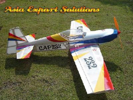 CAP232 ARF飛行機