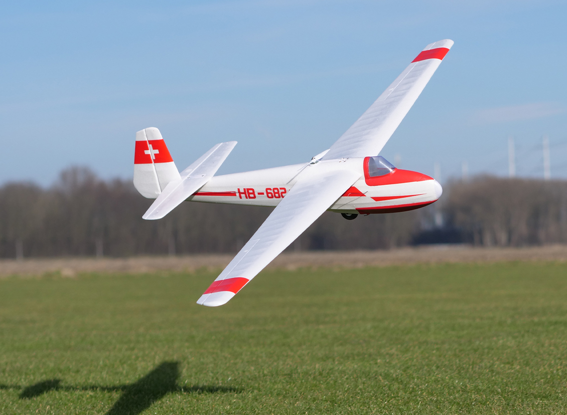 HobbyKing Hall Cherokee V2 1700mm glider banking in flight